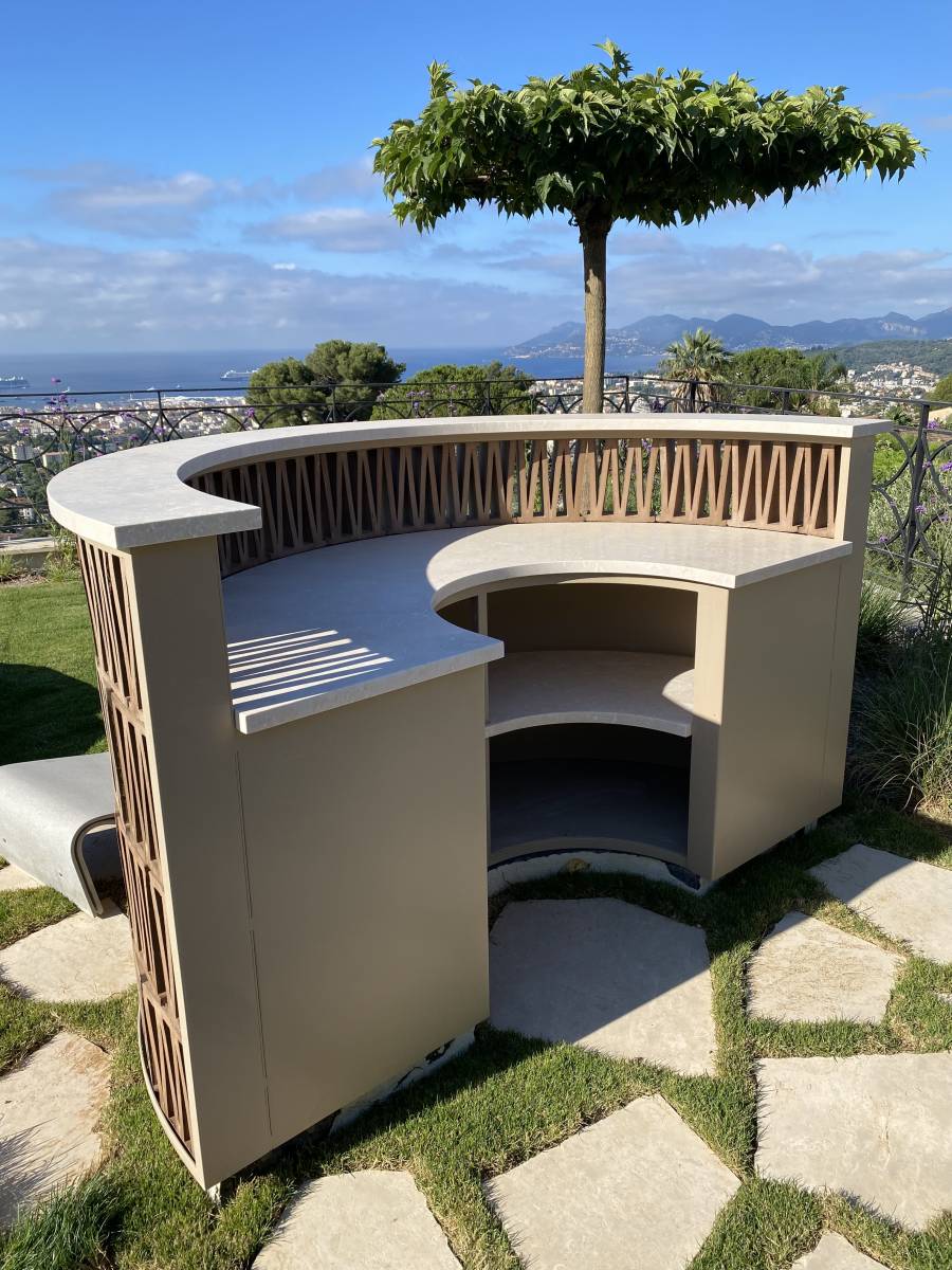 Comptoir en marbre blanc de Venise au Cannet