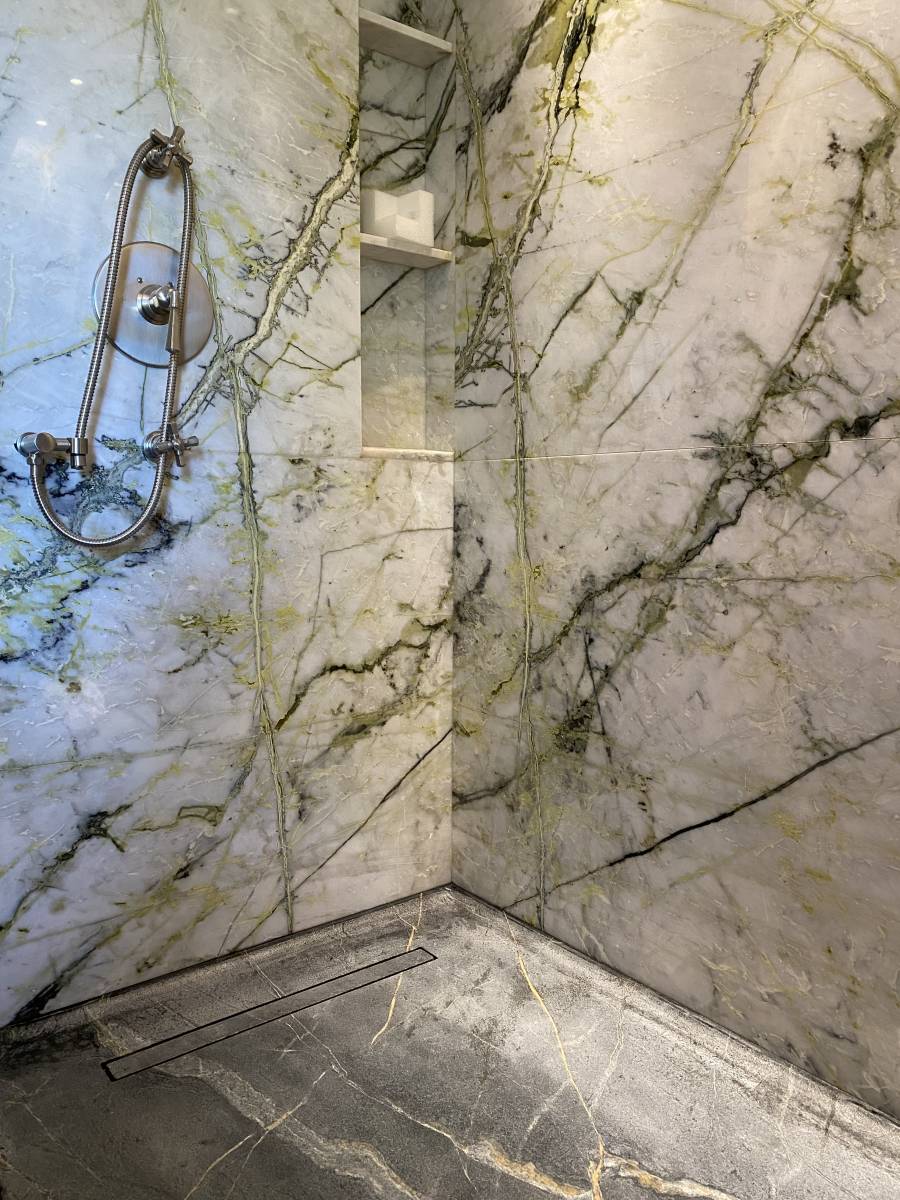 Bac à douche en Marbre Pietra Ollare à Aix en Provence