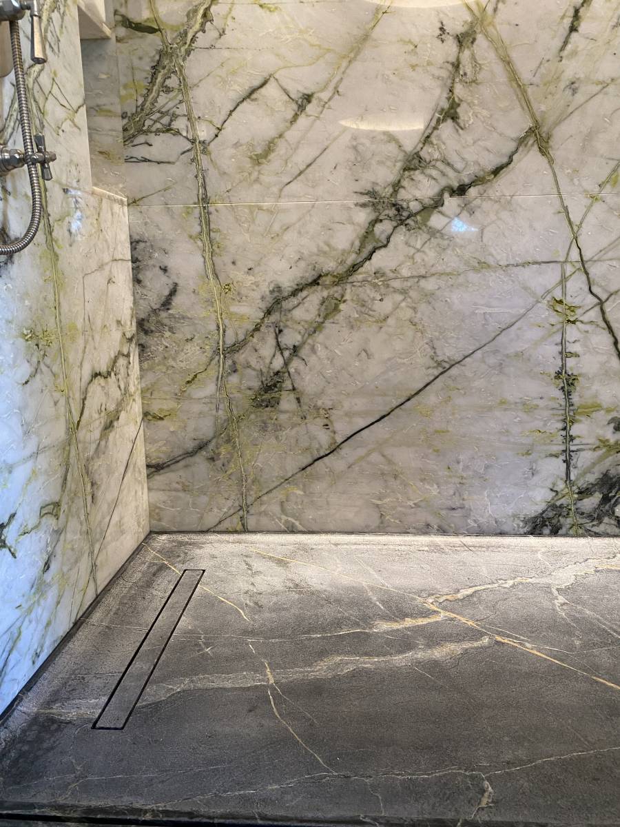 Bac à douche en Marbre Pietra Ollare à Aix en Provence