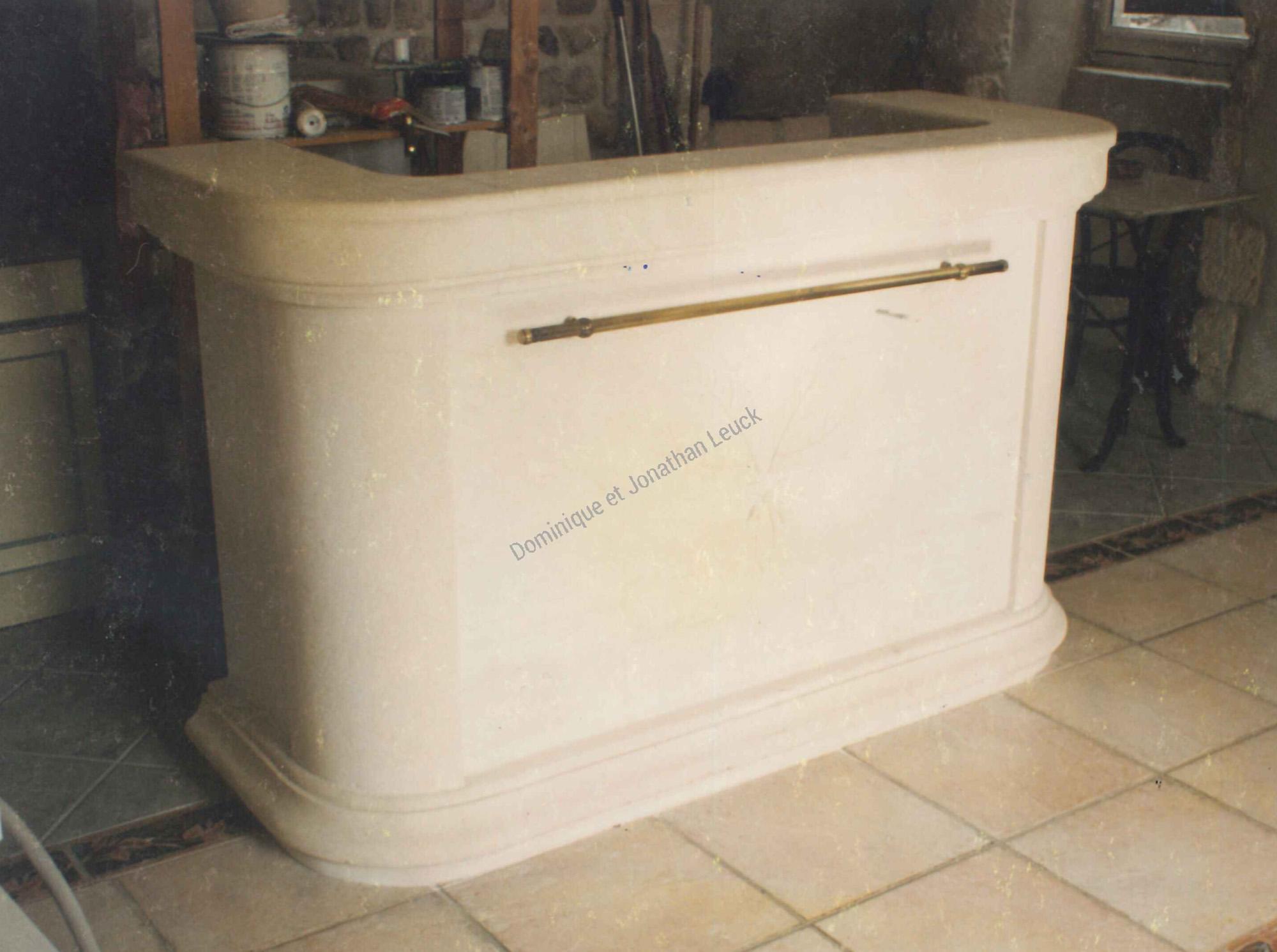 Comptoir en pierre d'Estaillades chez un particulier