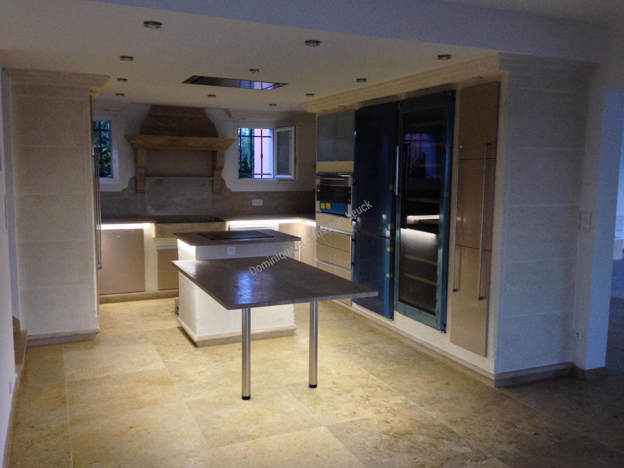 Eclairage led sous plan