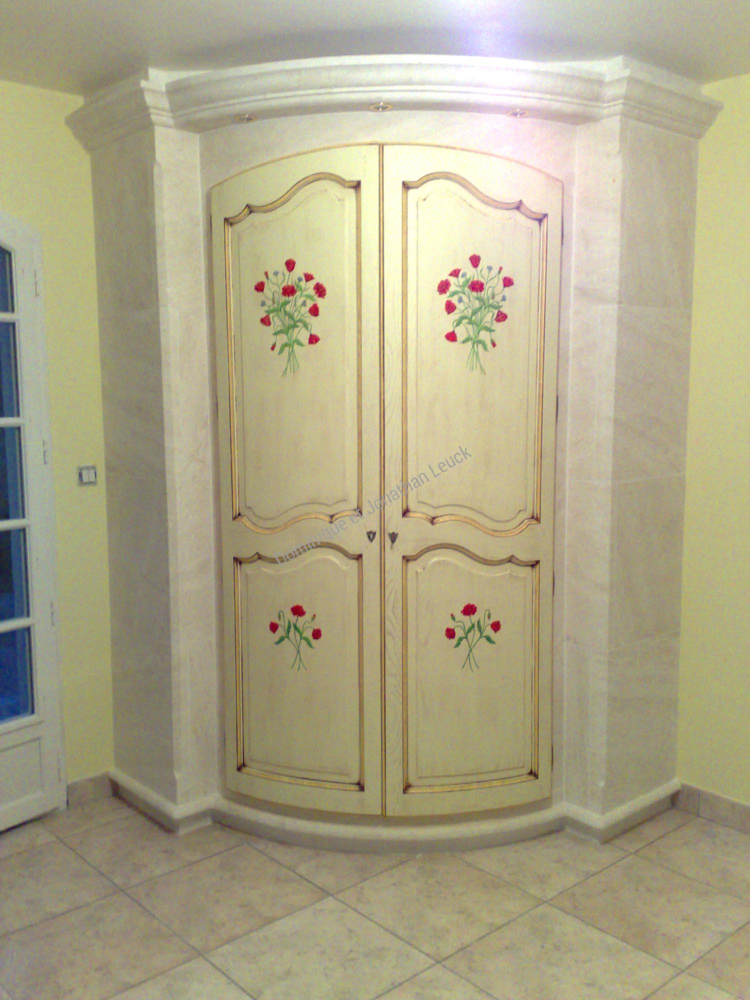 Meuble rangement de cuisine en pierre d'Estaillades