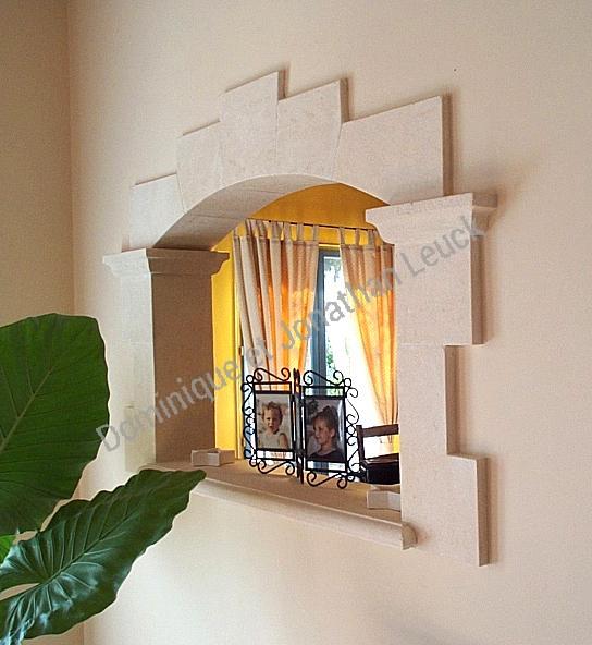 Encadrement massif en pierre d'Estaillades