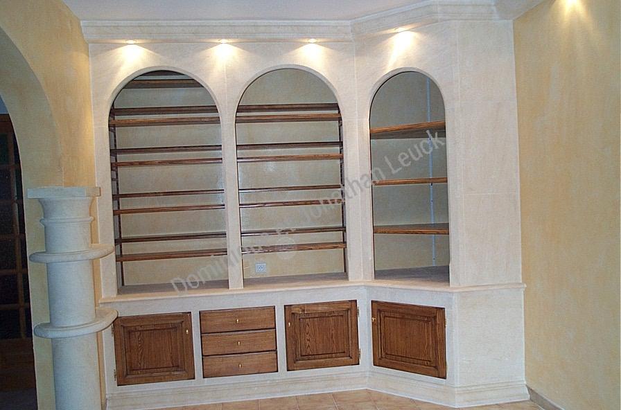 Meubles étagères en pierre d'Estaillades