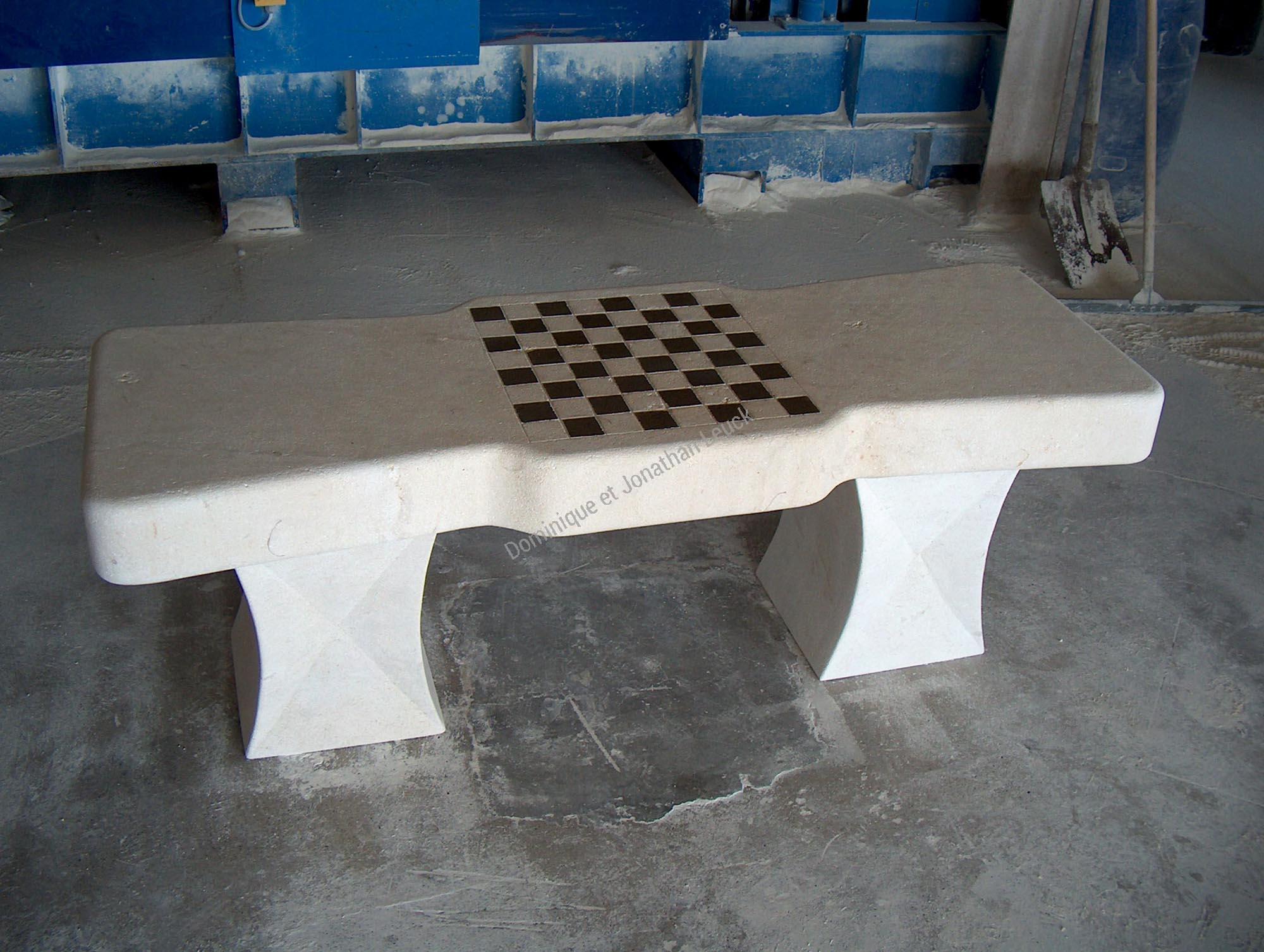 Banc en pierre d'Estaillades