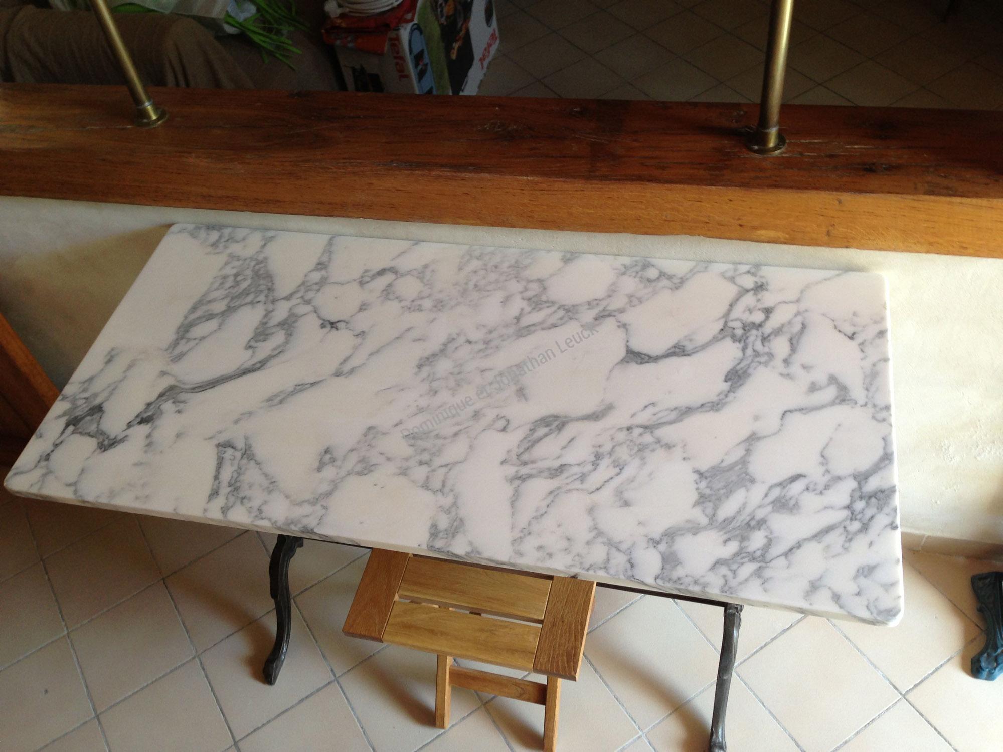 Table en marbre